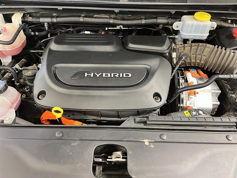 chrysler Pacifica Hybrid 2023 - 41