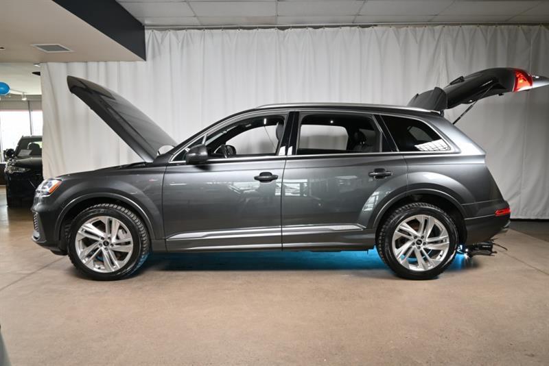 2022 Audi Q7 - Image 11