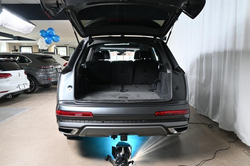 2022 Audi Q7 - Image 16