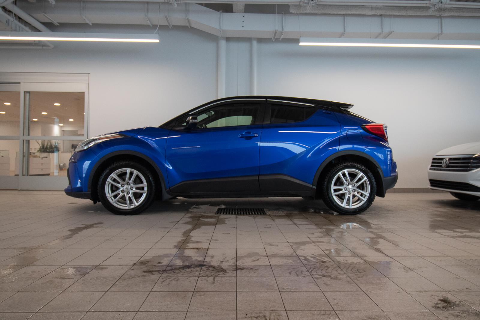 2021 Toyota C-HR XLE FWD