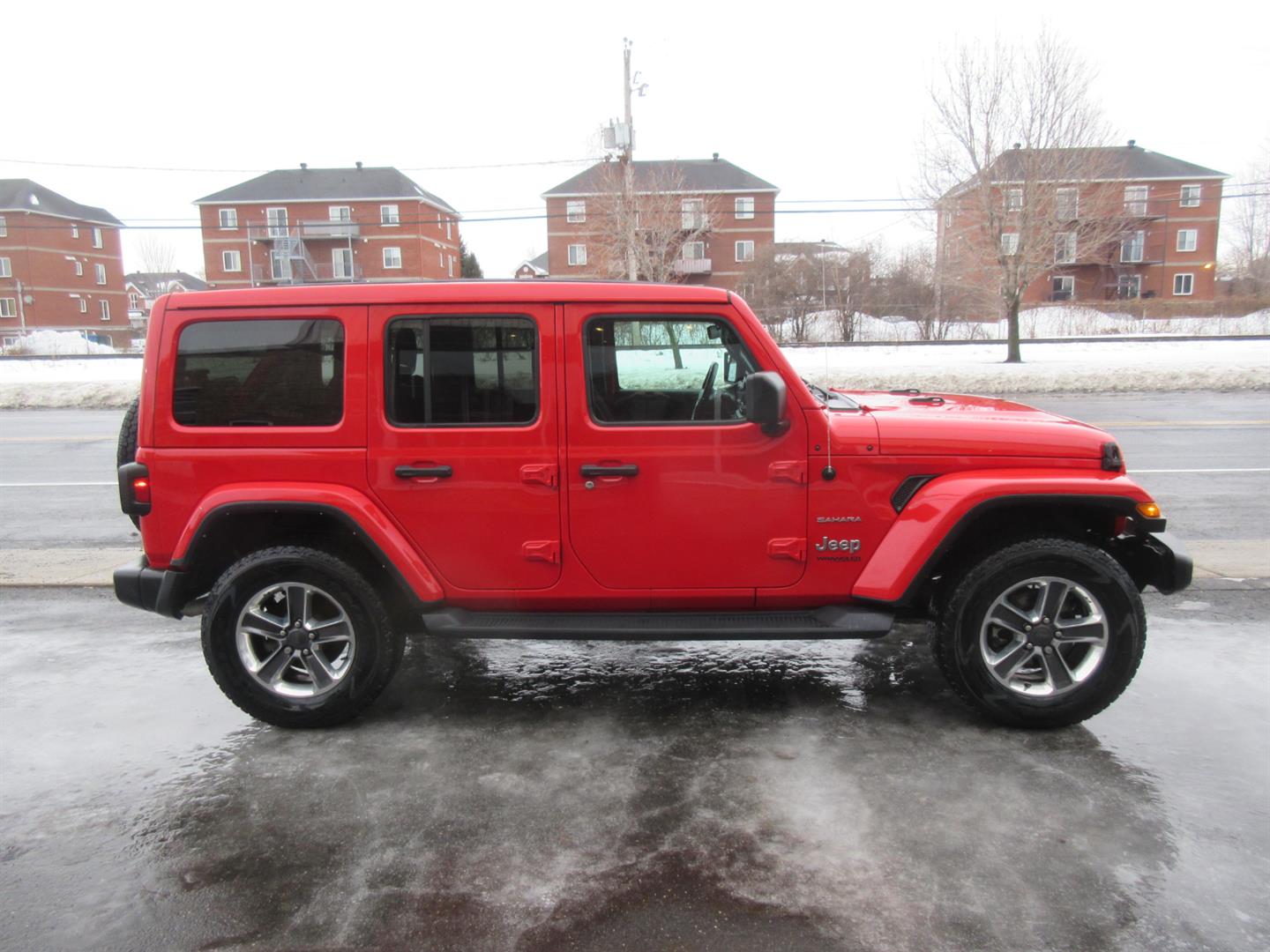 jeep Wrangler 2021 - 13