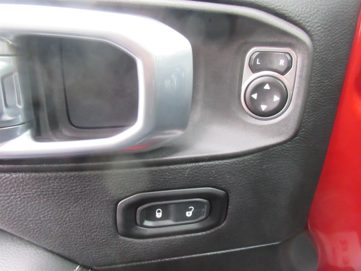 jeep Wrangler 2021 - 28
