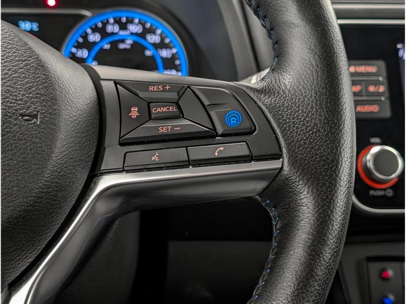 nissan LEAF 2022 - 12