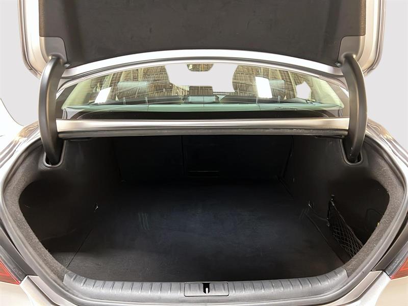 genesis G70 2022 - 13