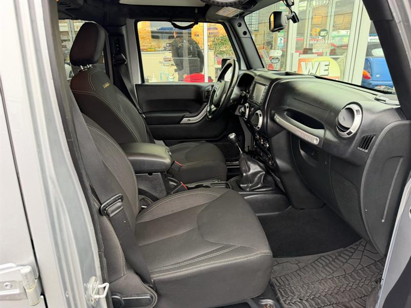jeep Wrangler 2015 - 11