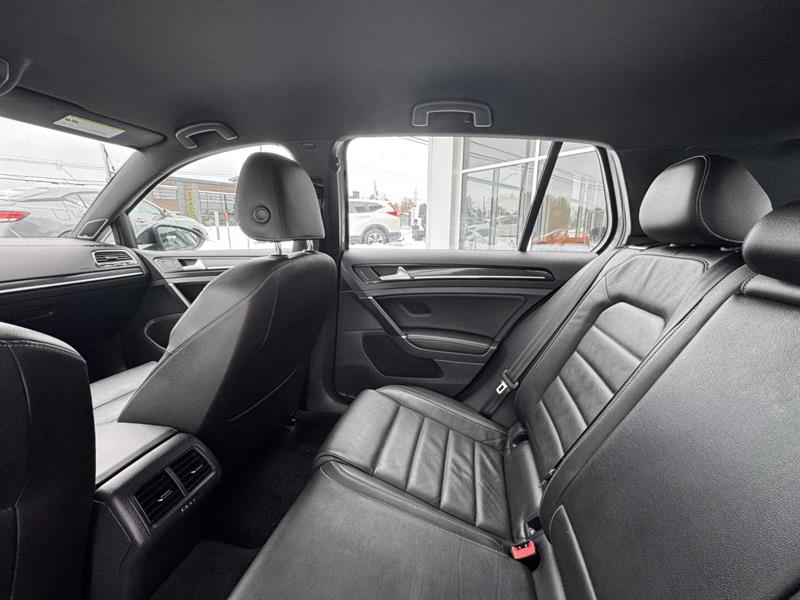 volkswagen Golf R 2017 - 30