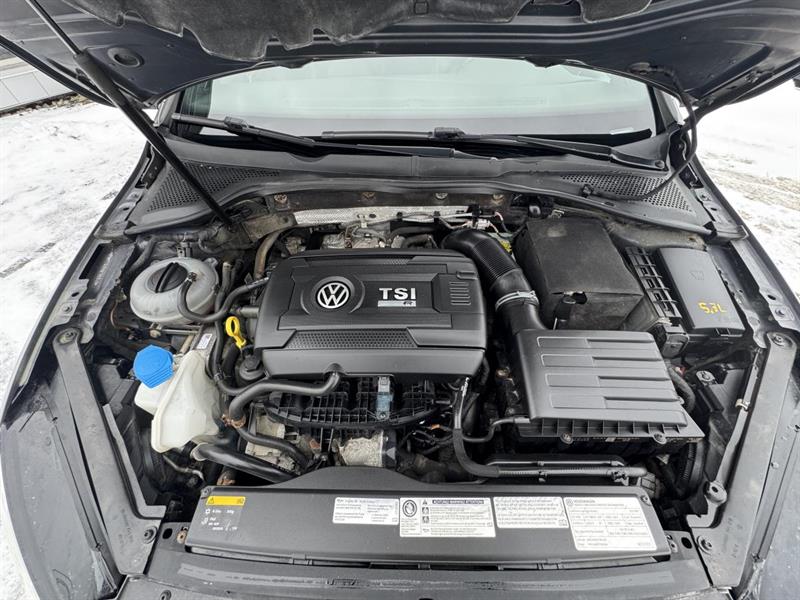 volkswagen Golf R 2017 - 36