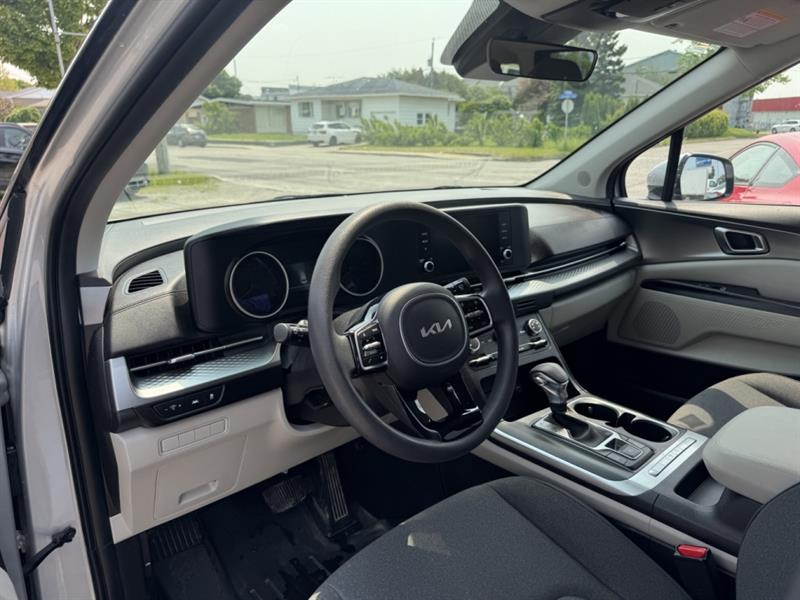 kia Carnival 2023 - 8