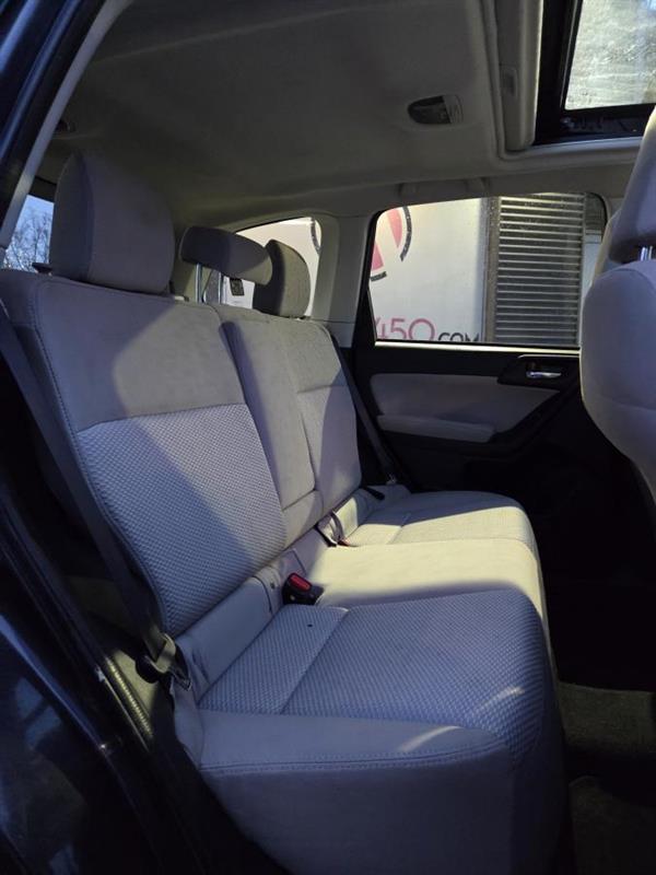 2015 Subaru Forester - Image 12