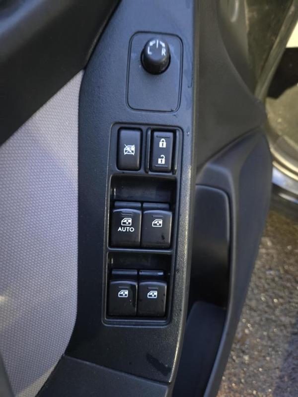 2015 Subaru Forester - Image 17