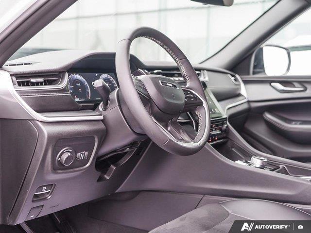 jeep Grand Cherokee 2025 - 13