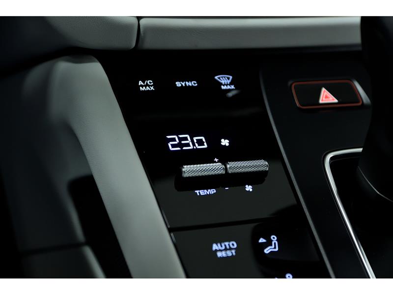 porsche Macan 2024 - 26