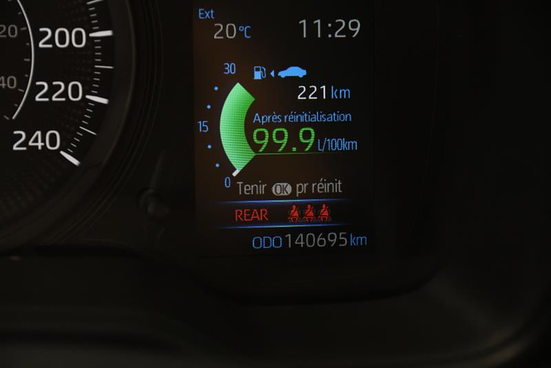 toyota Corolla 2022 - 17