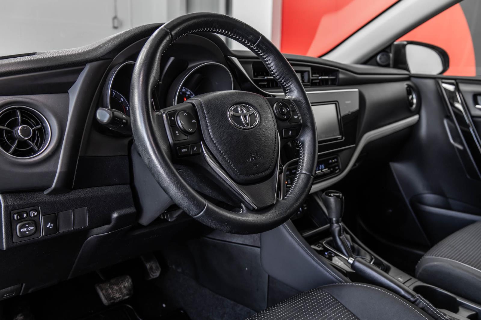 toyota Corolla iM 2018 - 21