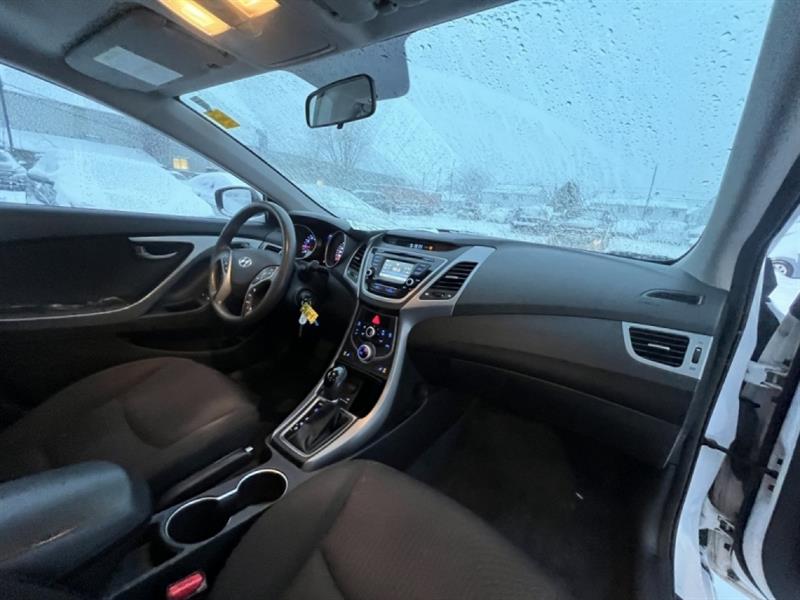 hyundai Elantra 2016 - 24