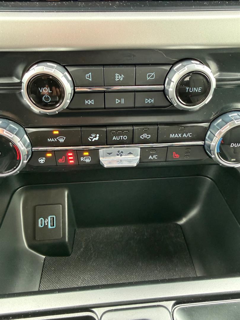 ford F-150 Lightning 2023 - 9
