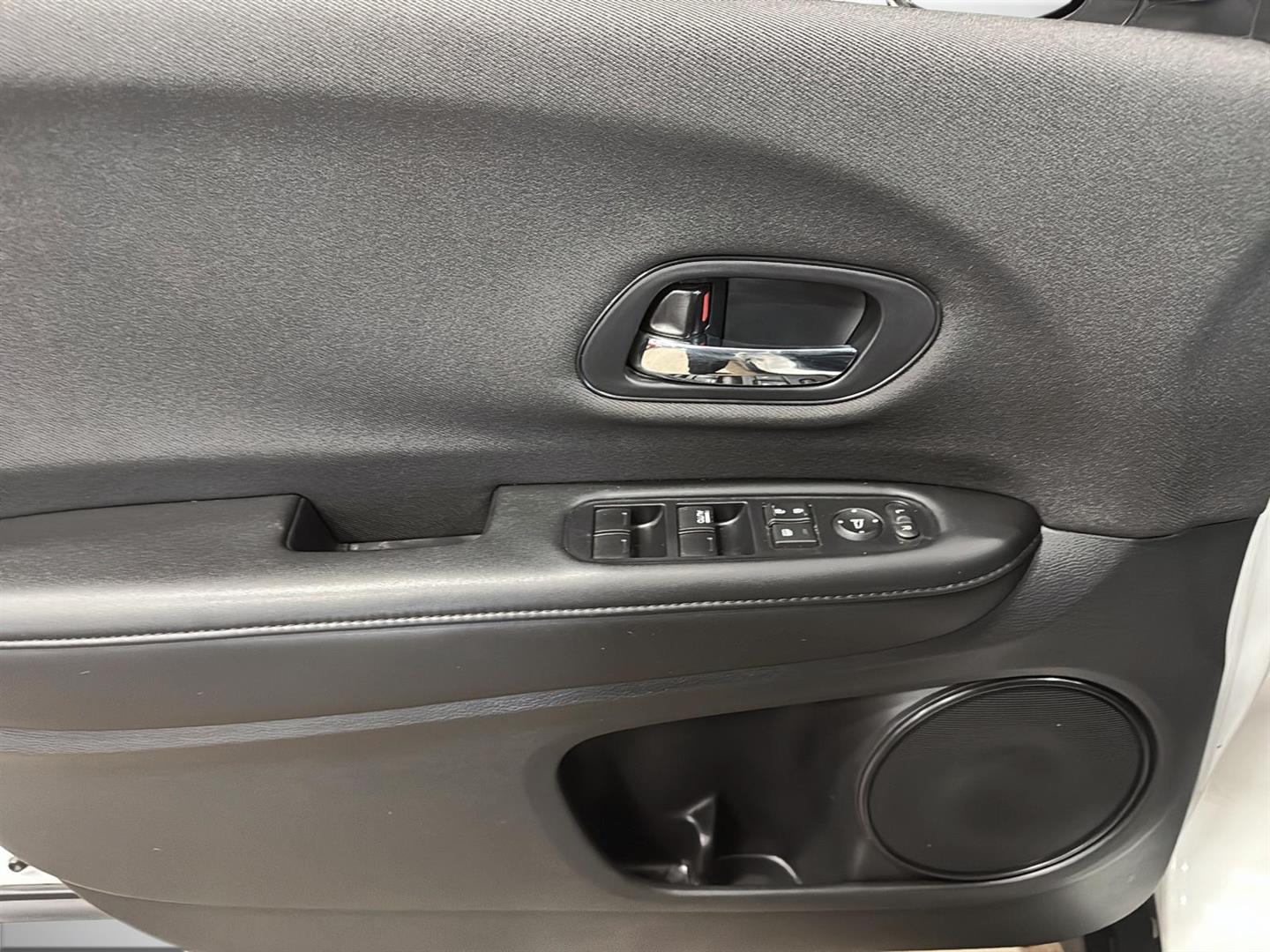 honda HR-V 2022 - 24