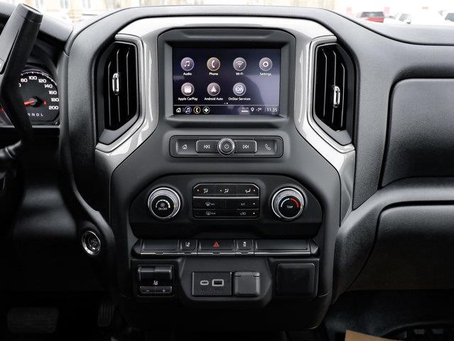 Chevrolet Silverado 3500HD 22