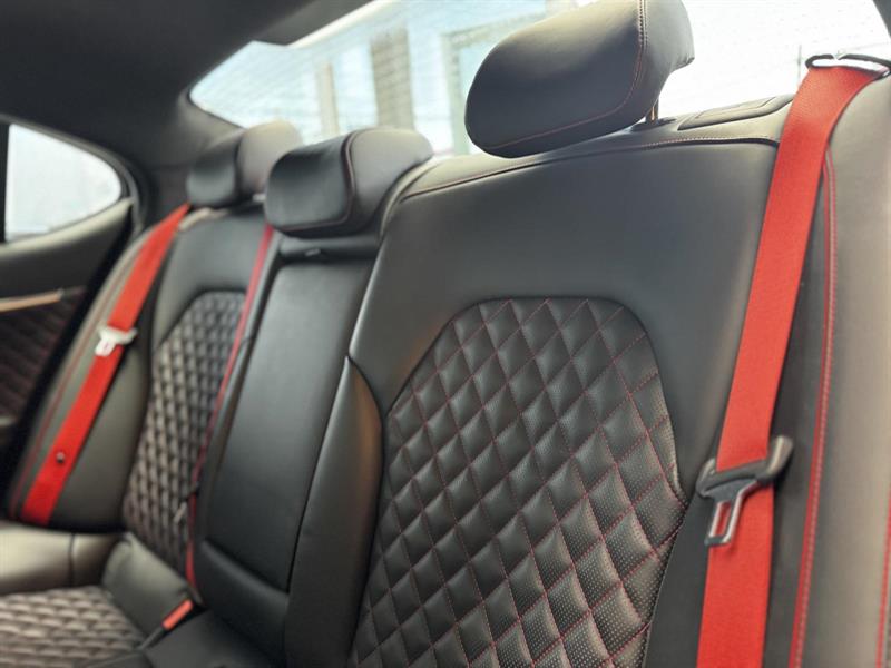 genesis G70 2023 - 11
