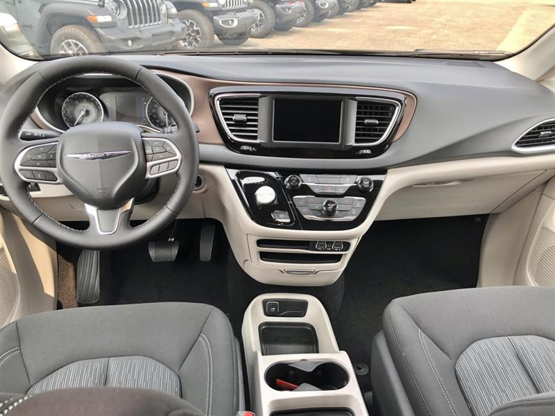 Chrysler Grand Caravan 7