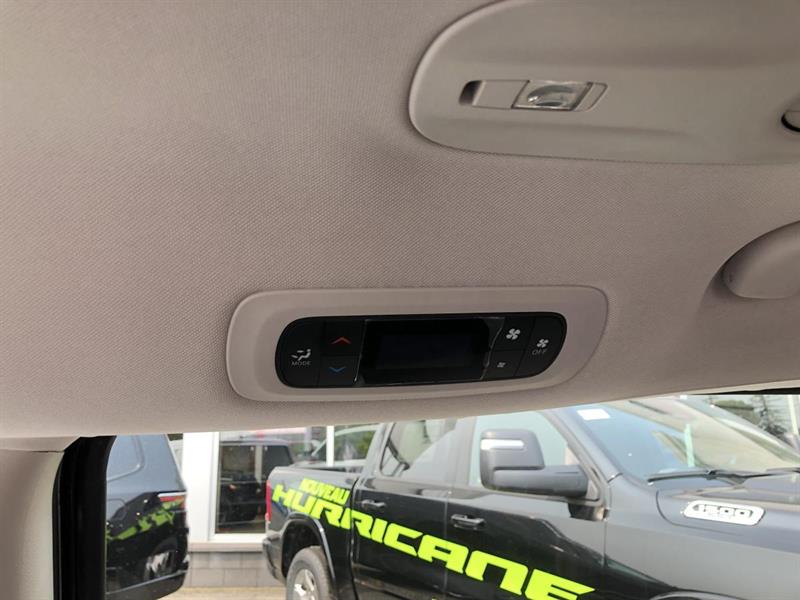 Chrysler Grand Caravan 13