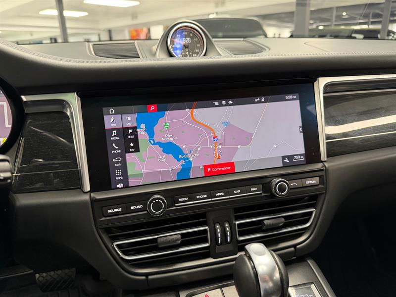 porsche Macan 2021 - 23