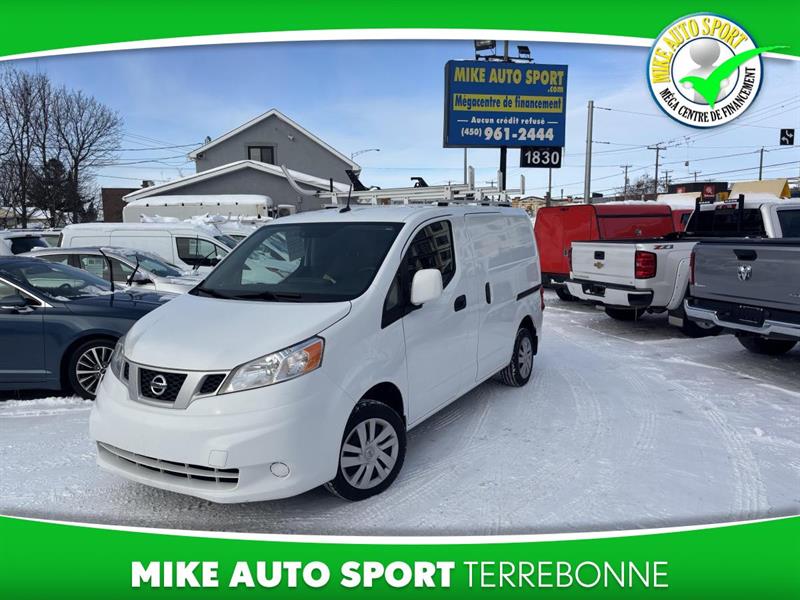 nissan NV200 2021