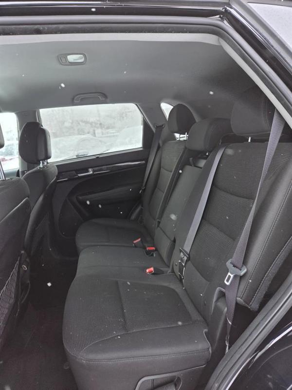 2014 Kia Sorento - Image 13
