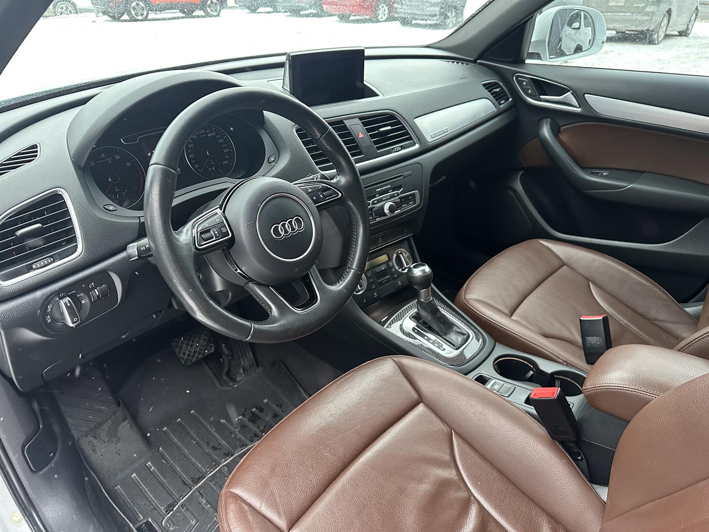 audi Q3 2015 - 15
