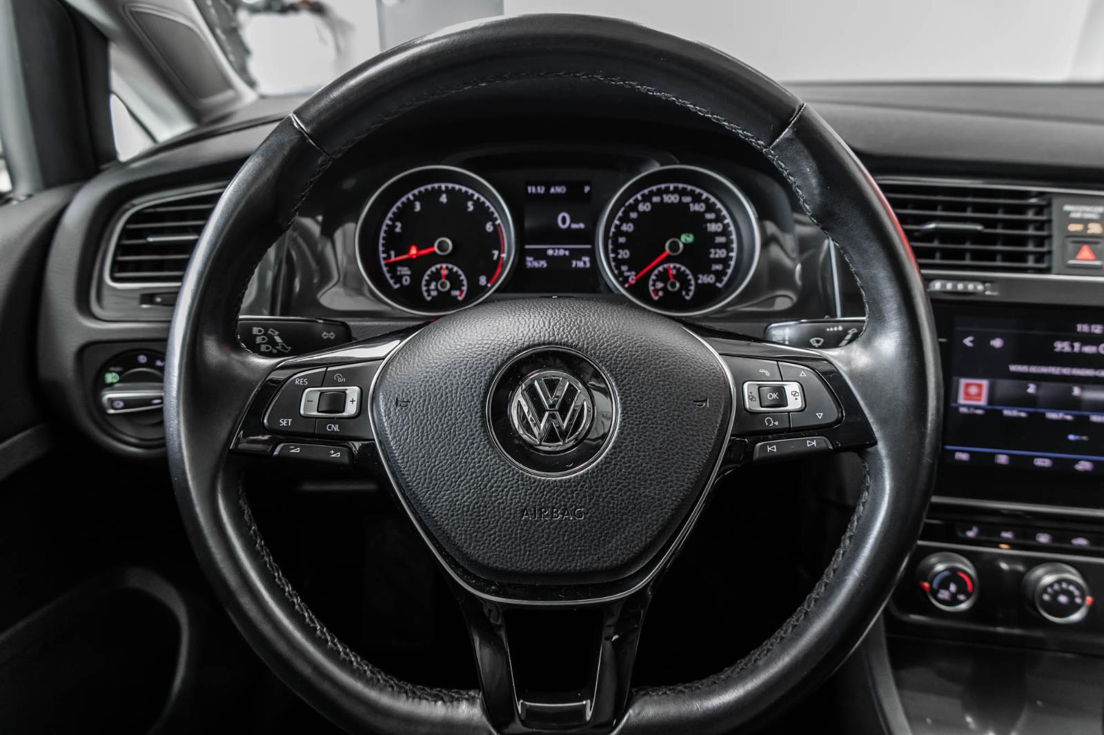 volkswagen Golf 2018 - 23