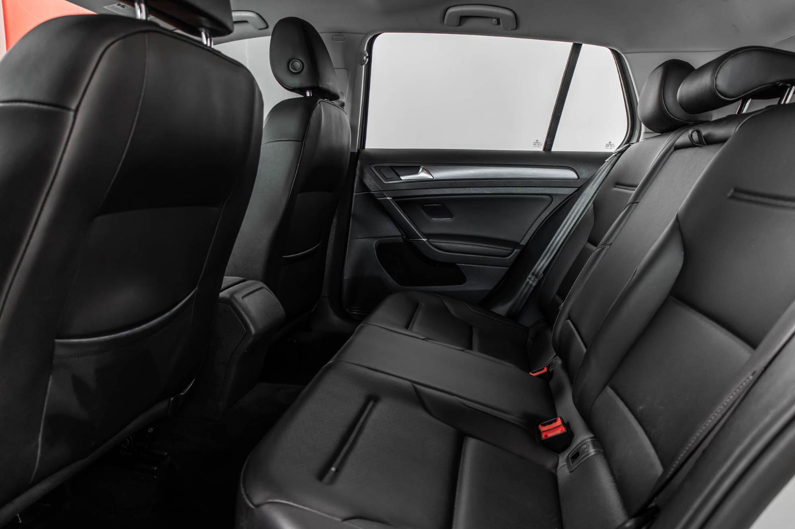 volkswagen Golf 2018 - 32