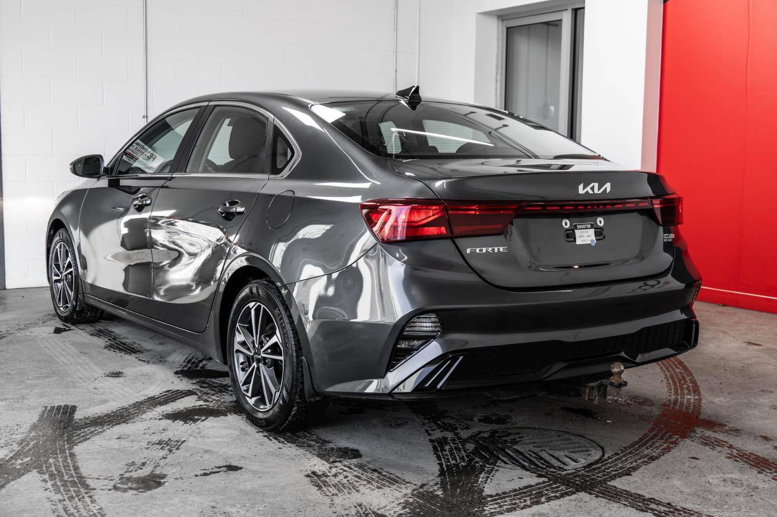 kia Forte 2022 - 13