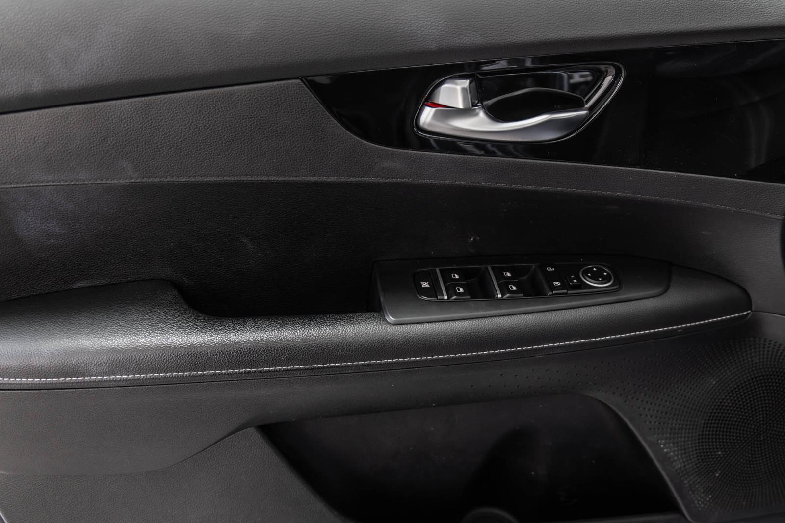 kia Forte 2022 - 19