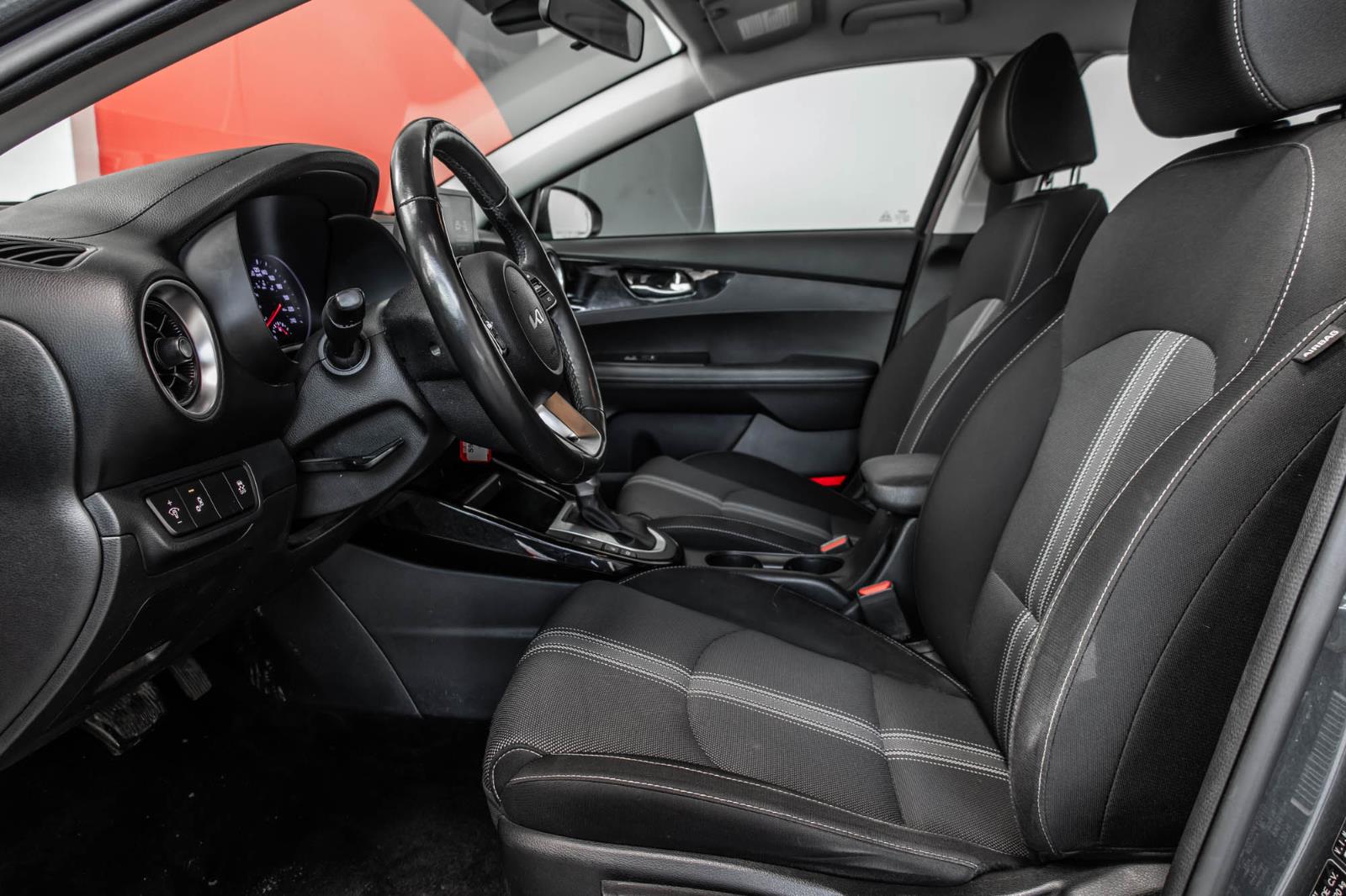 kia Forte 2022 - 20