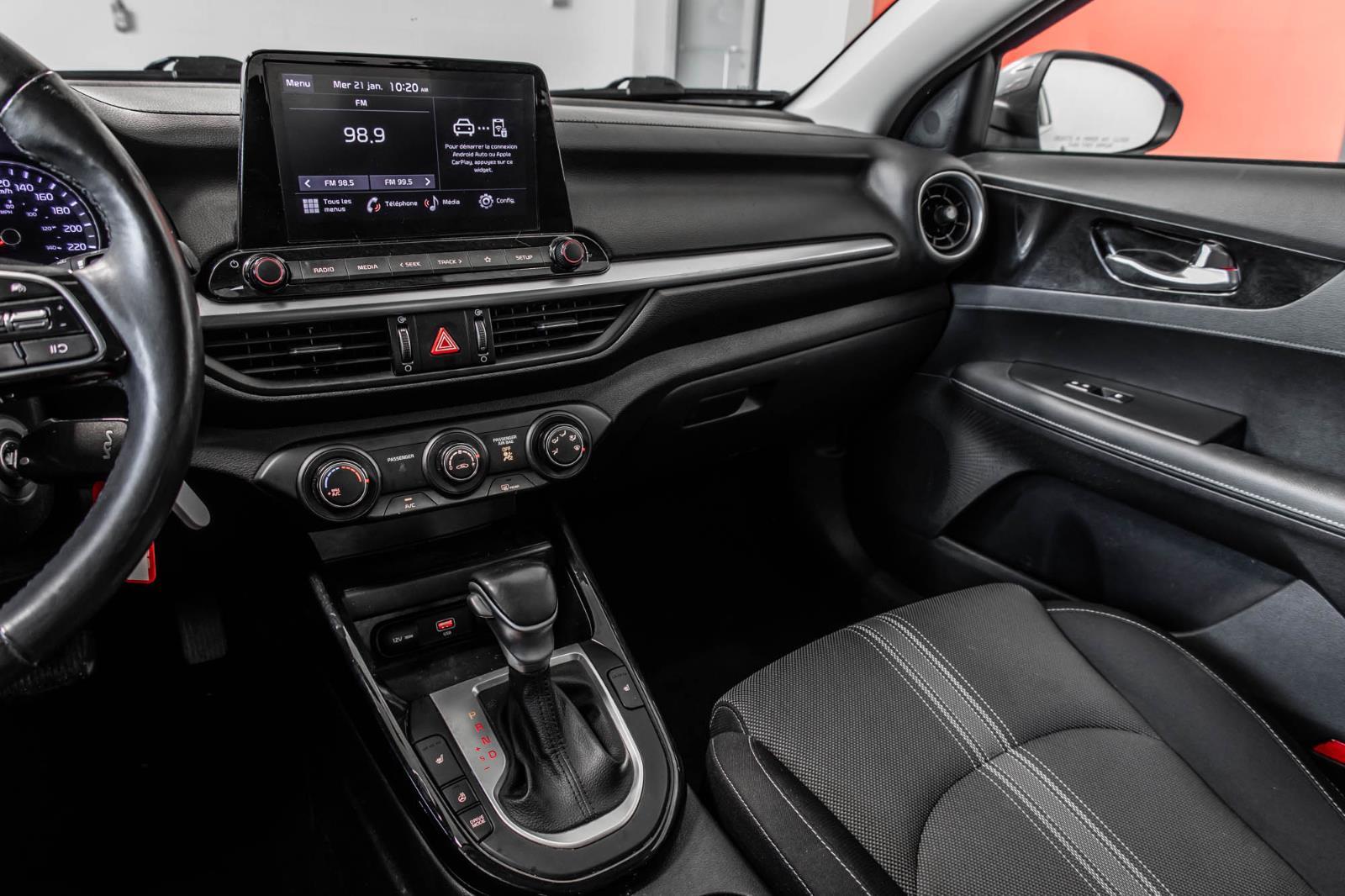 kia Forte 2022 - 26