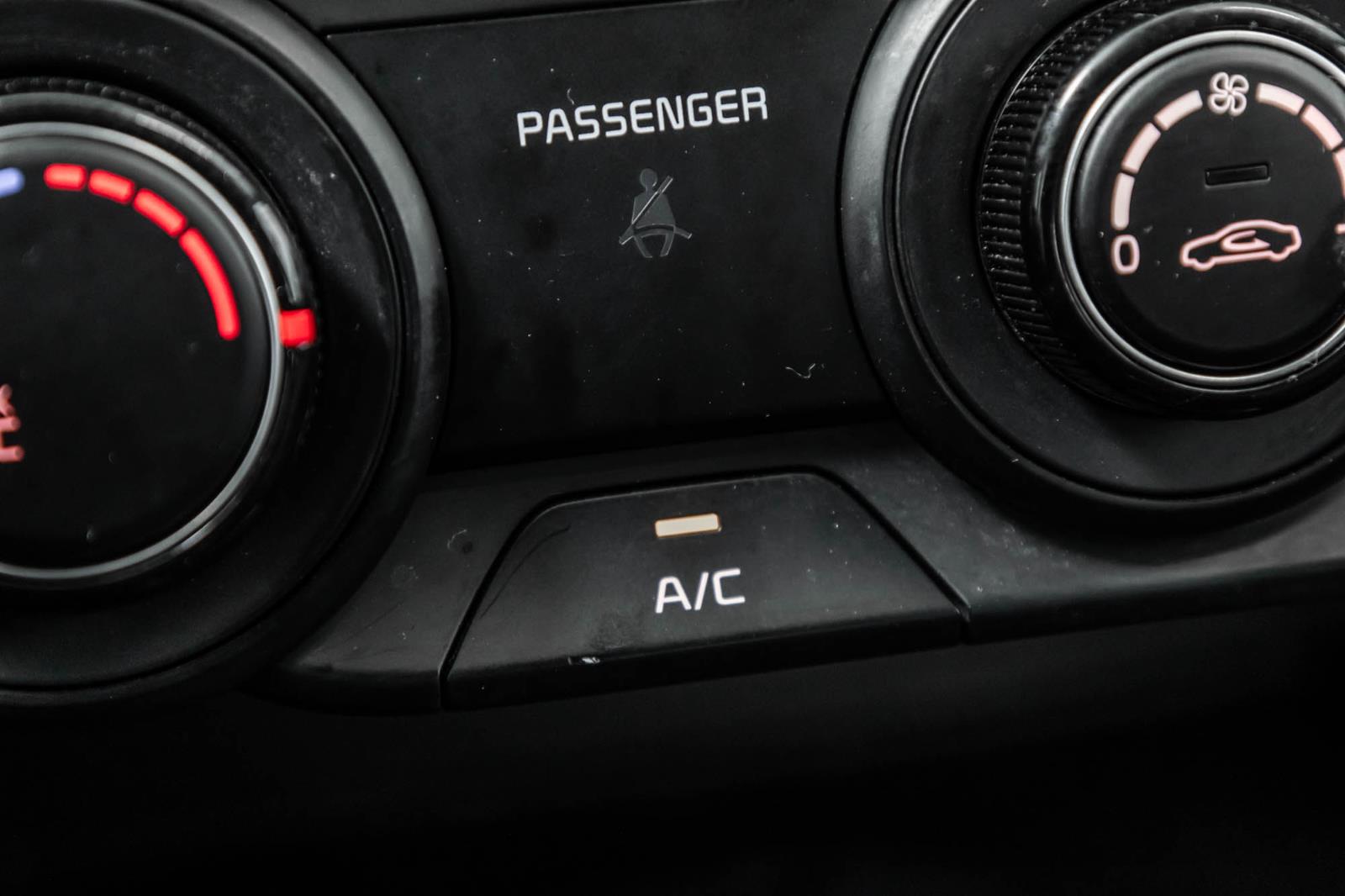 kia Forte 2022 - 29