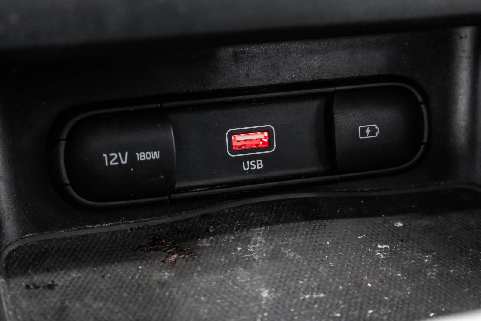kia Forte 2022 - 31