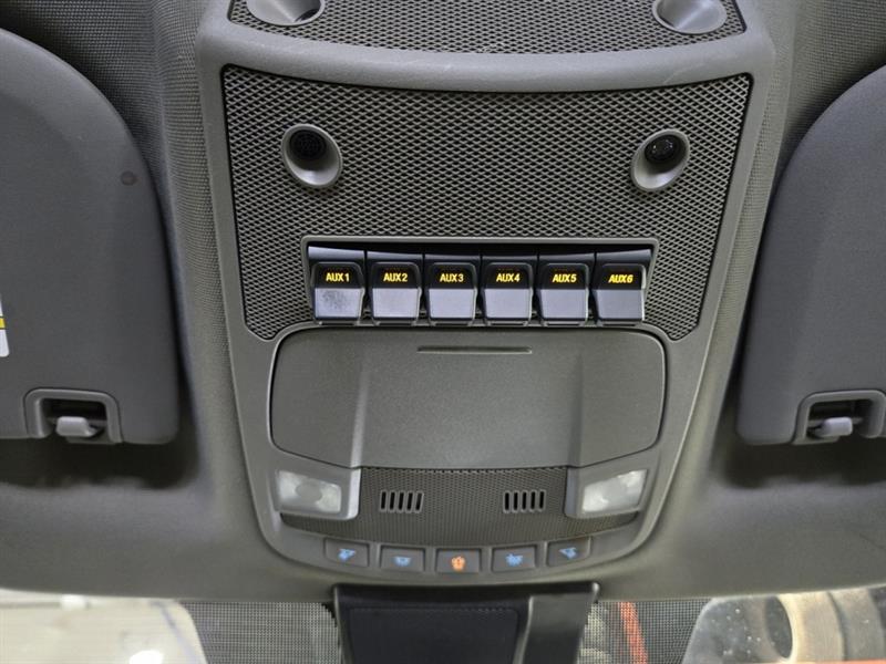 ford Super Duty F-450 DRW 2021 - 17