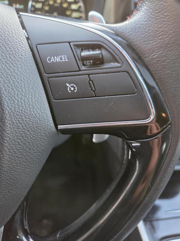 2020 Mitsubishi Outlander - Image 20