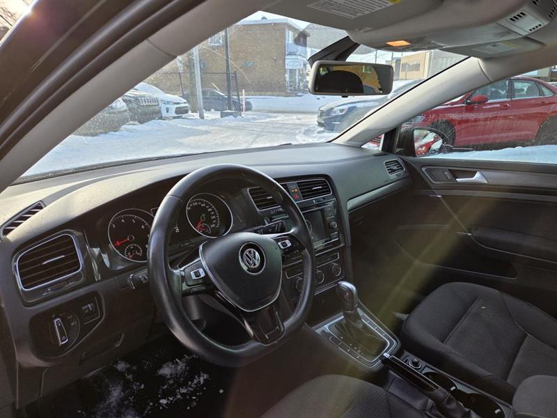 2019 Volkswagen Golf - Image 15