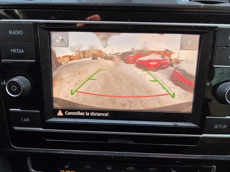 2019 Volkswagen Golf - Image 23