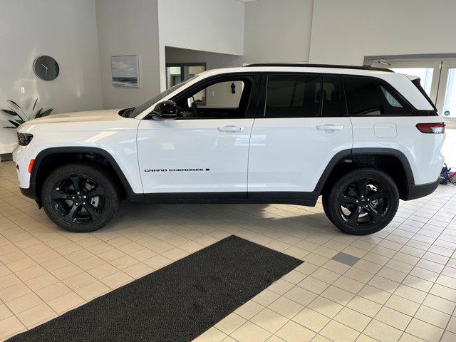 jeep Grand Cherokee 2025 - 3