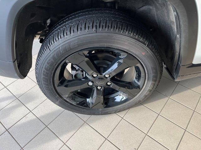 jeep Grand Cherokee 2025 - 7