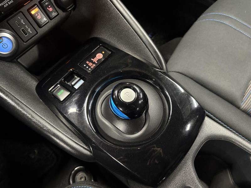 nissan LEAF 2023 - 25