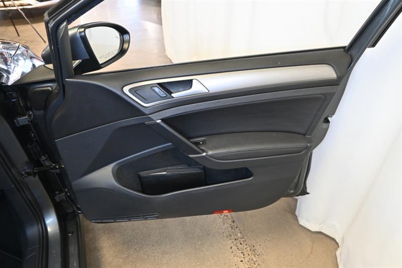 volkswagen Golf Sportwagon 2016 - 32