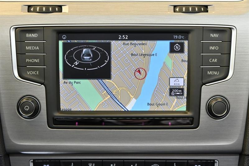 2016 Volkswagen Golf - Image 27