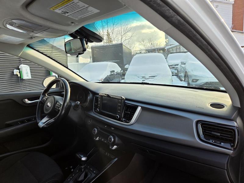 2018 Kia Rio - Image 11