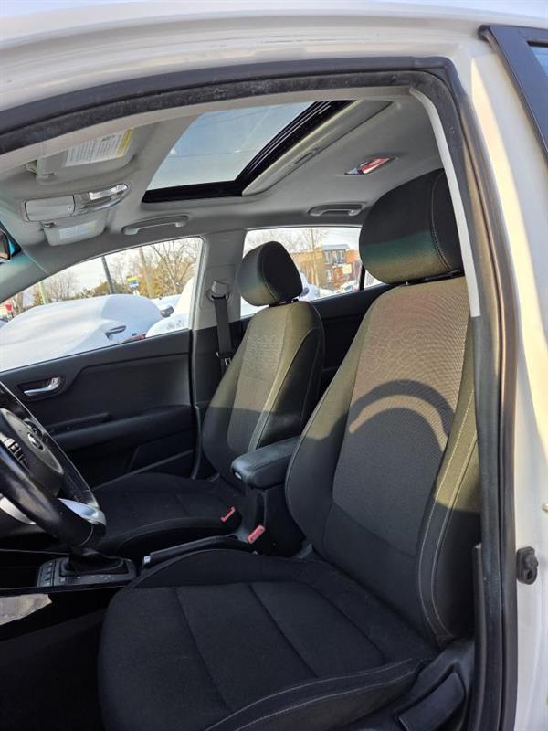 2018 Kia Rio - Image 18