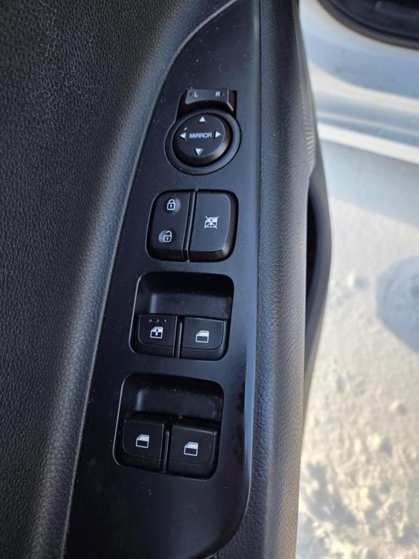 2018 Kia Rio - Image 19