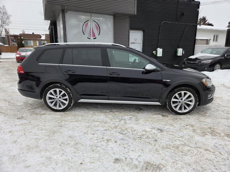 2017 Volkswagen Golf - Image 9